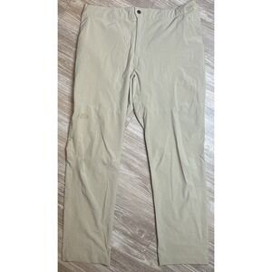 The North Face Men's Cargo Pants - Light Brown